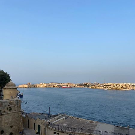Stylish Seaview Valletta House Екстериор снимка